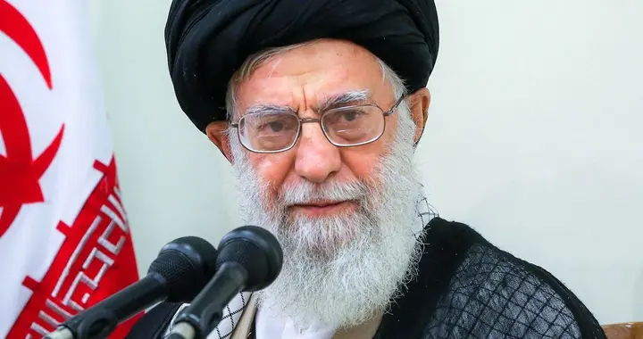 哈梅内伊下令伊朗军队进入最高级别战备状态