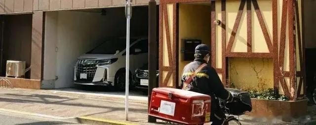 “新型啃老”正在全国蔓延 孩子不上班 也不伸手要钱 3000块能活一年