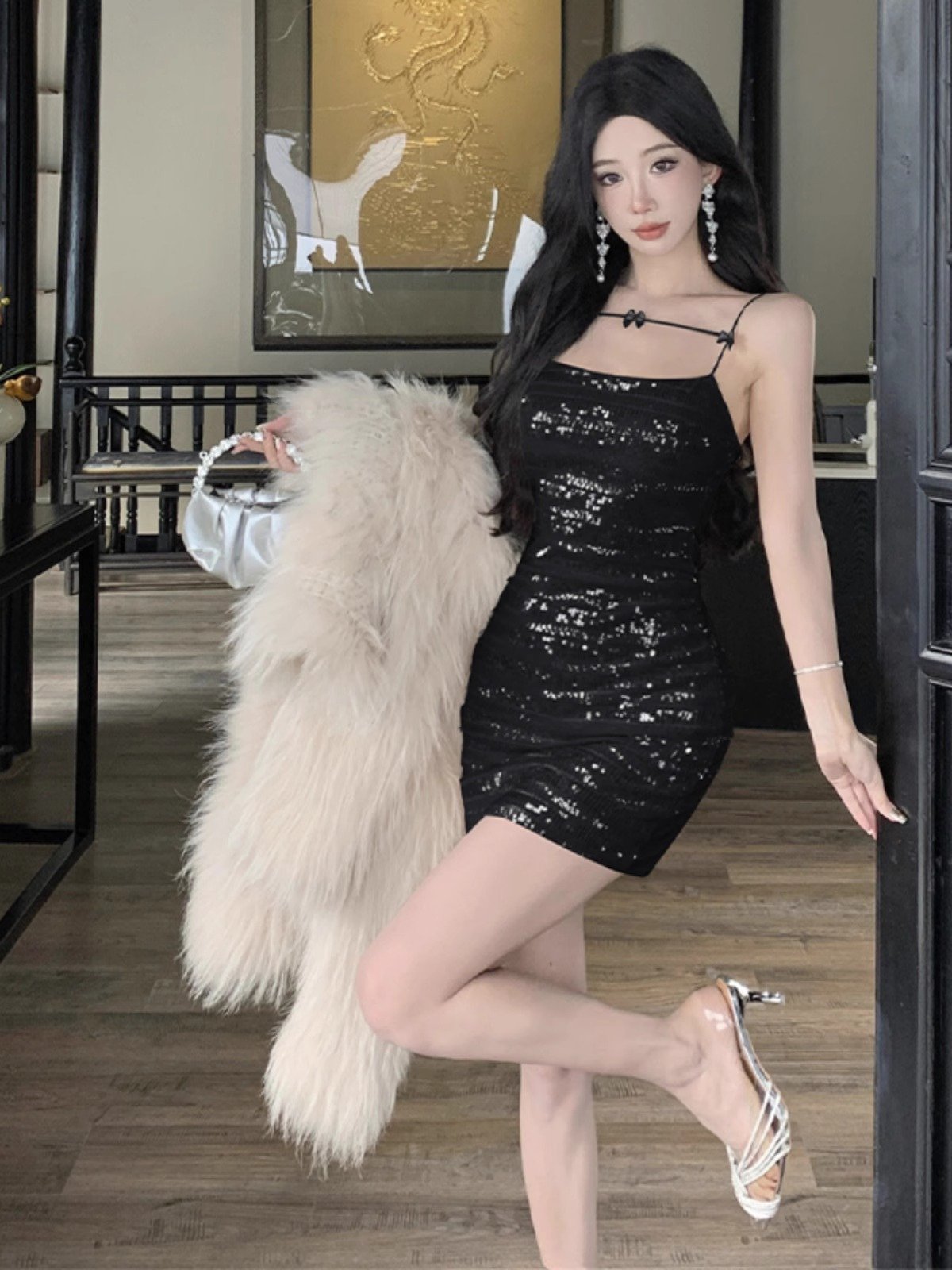 纯欲性感亮片吊带修身包臀裙女小个子高级感