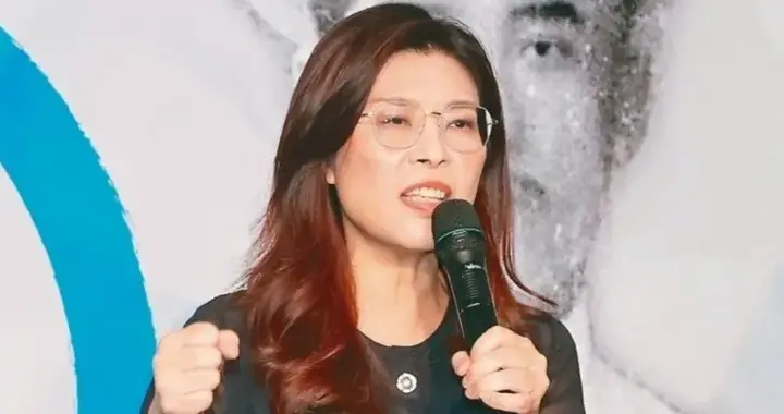 向马英九学习！郑丽文终于摊牌了，留给大陆仅剩下最后的一条路！