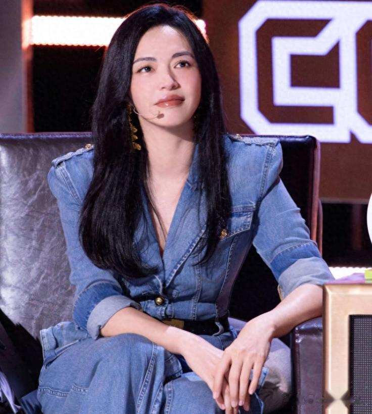 姚晨风波再起！李小萌受牵连，汪涵被深挖，揭露小圈子的不良风气