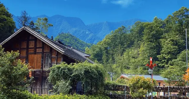 向往的人生：三餐暖，四季安