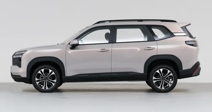 主打实用主义，深度体验五菱星光560，均衡而全面的大空间SUV