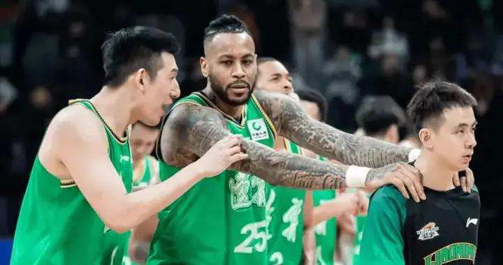 法拉利老了也还行？辽篮一夜四利好 媒体给季后赛方案 暗指挑广东