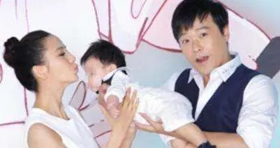 跨越山海只为一声"爸爸"，这是中国男人最深的执念