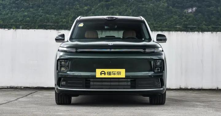 零跑D19：21.98万起，轴距3110mm，双高通8797芯片，家用合适