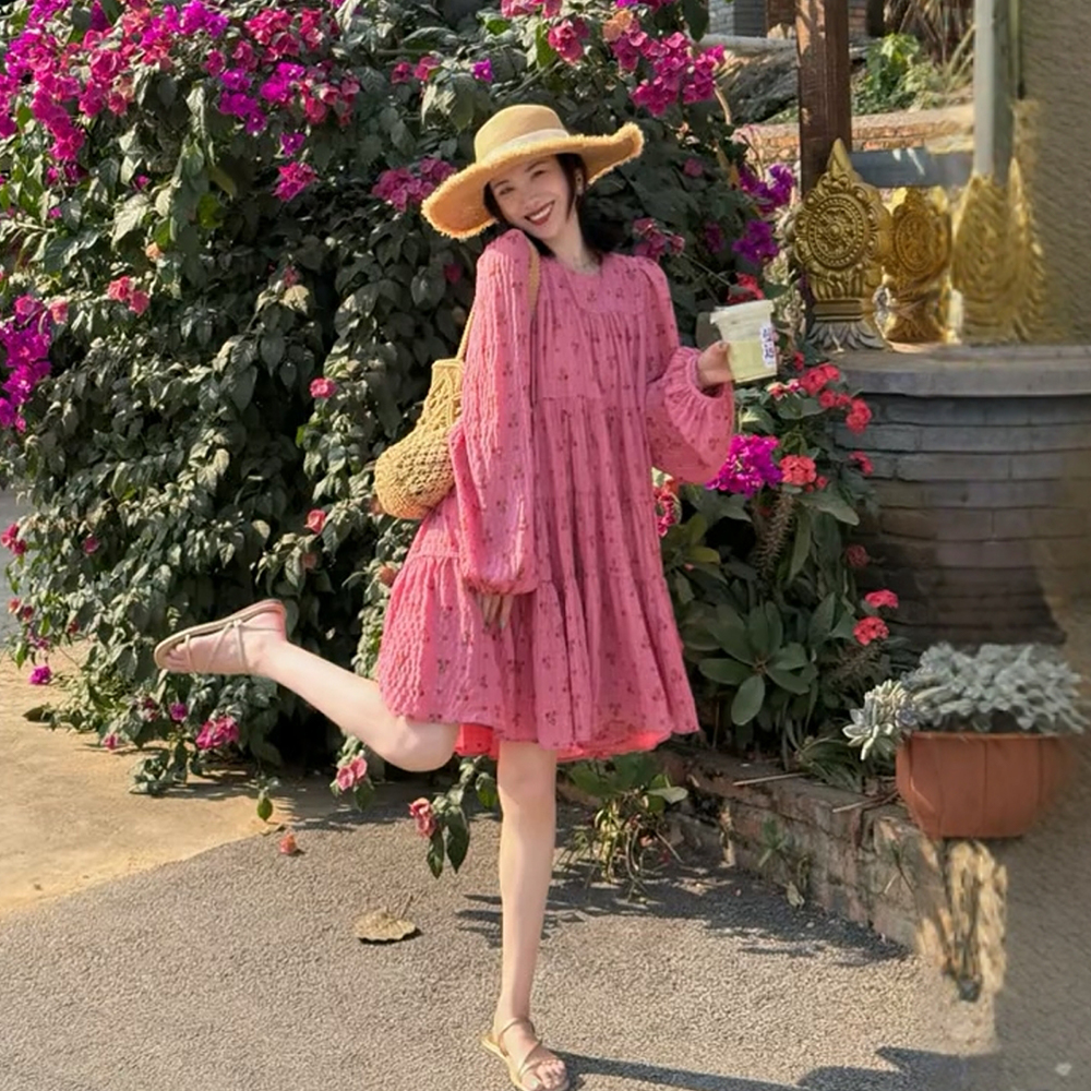 超好看宽松显瘦粉色碎花连衣裙海边度假裙子