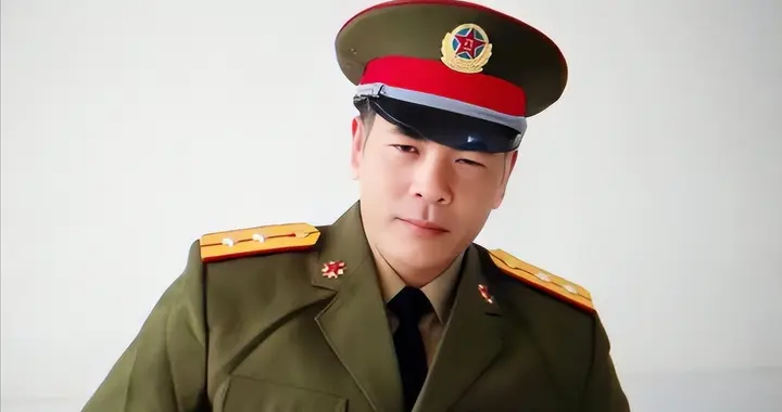 那年借给战友3000元，他消失了30年，收到那条短信后让我绷不住了