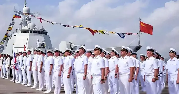 美国对伊打击就绪，俄罗斯曝出猛料，中国军舰赶赴伊朗，有所行动