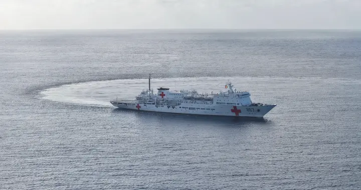 我国“丝路方舟”医疗船执行和谐使命-2025任务，已抵达巴巴多斯