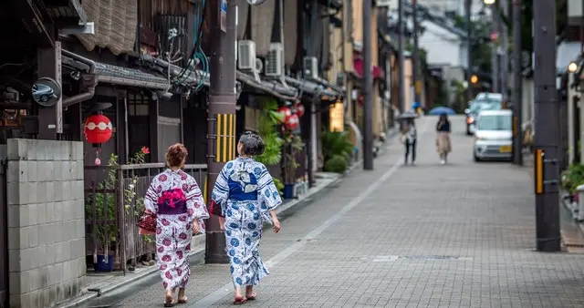 面对日本的挑衅我国该怎么办？