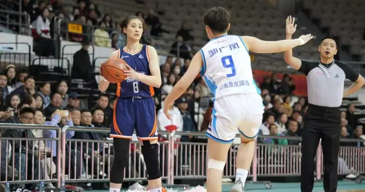 新疆女篮大胜山东晋级WCBA半决赛 王雪朦24分、张子宇垃圾时间8分