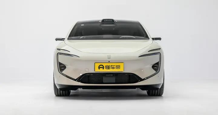 实测阿维塔12三电机四驱高配版，豪华与实用真的能两全？