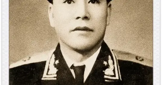 刘中华：开国少将，原海军高级专科学校校长