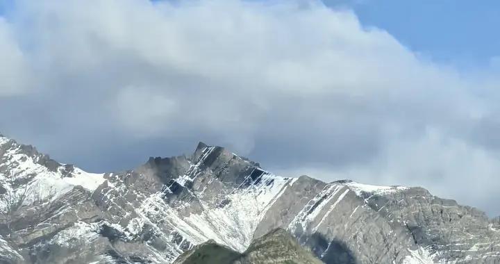 人到晚年拥有什么最幸福？很多人认为是钱财，你认同吗