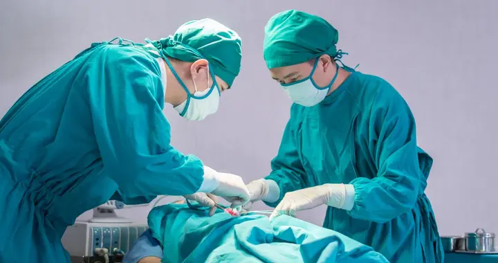 不要轻易做手术！医生再三叮嘱：60岁后，尽量要避免这3类手术