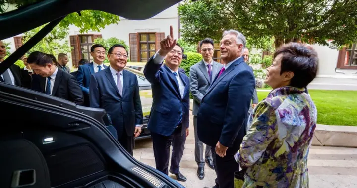 欧洲有三个国家，一边被欧盟警告，一边疯狂引进中国投资