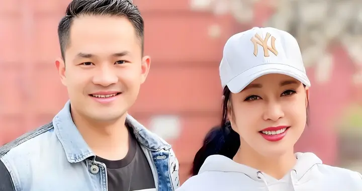 曾与大38岁刘晓庆同居6年，如今38岁穷到交不起租，相亲遭拒崩溃