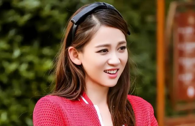 46岁陈乔恩曝不生孩子的原因，曾被亲妈打骂，年纪也不合适了