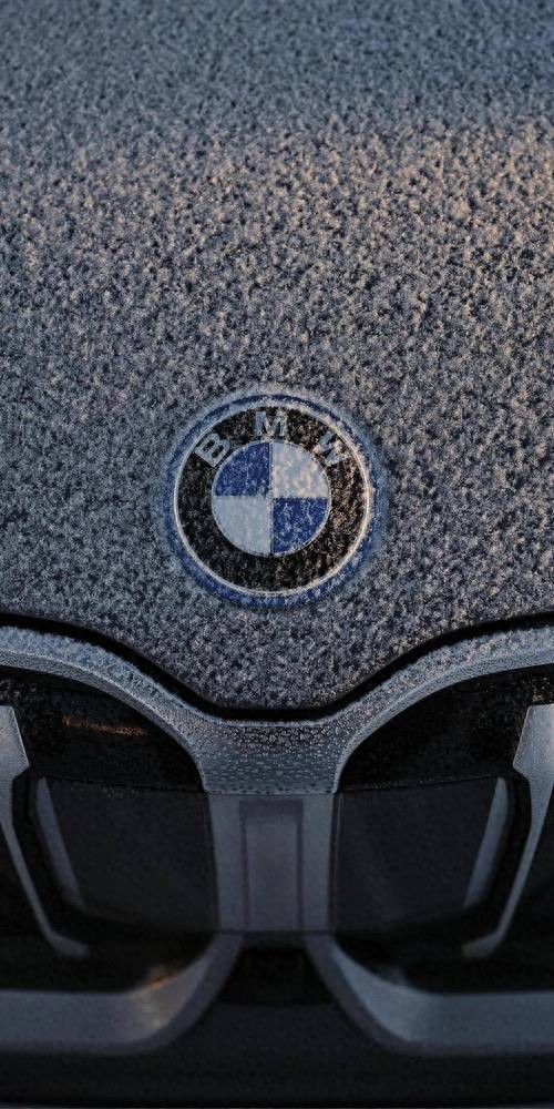 宝马所有车系下月启用新LOGO