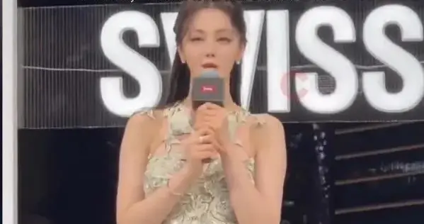 网红小黄豆向迪丽热巴道歉：美颜忘调了，瘦脸开得有点大