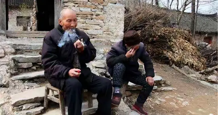 “久病床前无孝子”，其实下半句才更经典，揭露了人性的现实