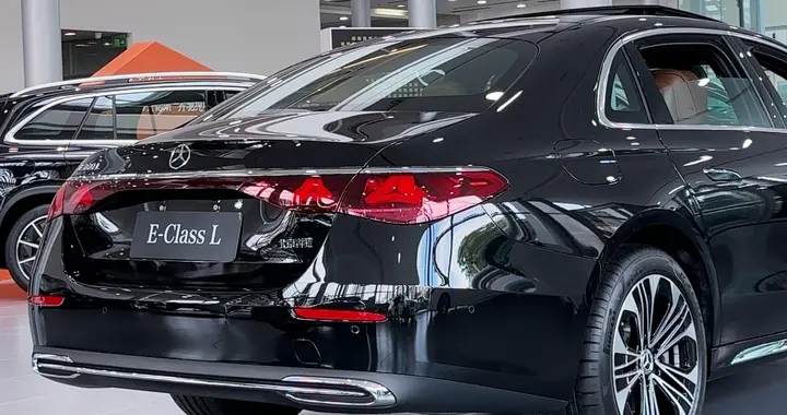 奔驰E级行情大松动！E300L豪华落地41万，月销冲到9200台？