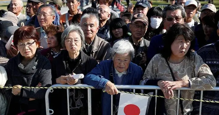 民众上街抗议自民党右倾化，军国主义复辟动向，搅动东亚地缘格局