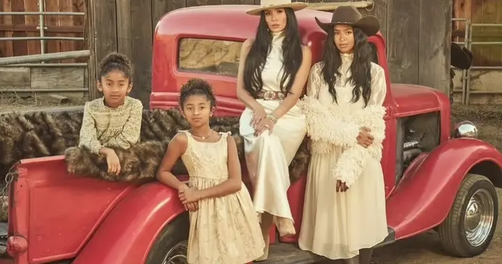 科比“沉睡”2160天！瓦妮莎晒全家福，3个女儿身上都有曼巴精神