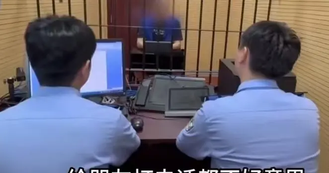 自带蟑螂“碰瓷”索赔 上海一男子敲诈4200元后被刑拘