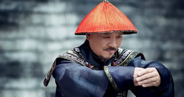 凡事不能做绝，官场上混谁还没个后台