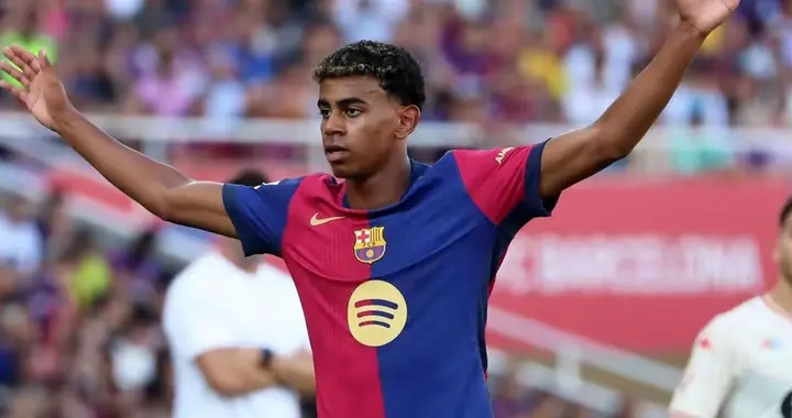 巴萨进攻破局：巴德吉领衔，这些青训新星能成第二爆点​