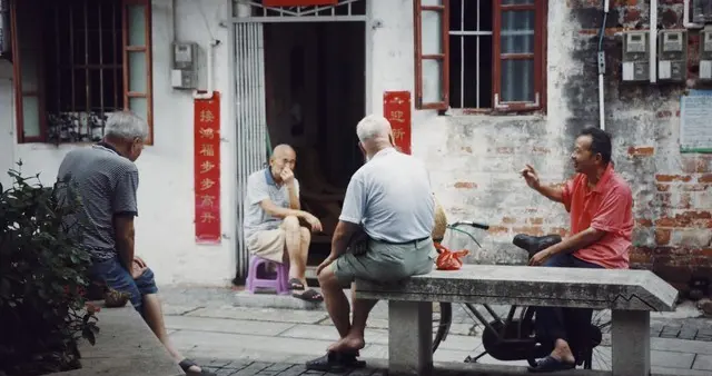 人到老了才懂得：尽量不要跟任何人讲这4件事，包括亲人