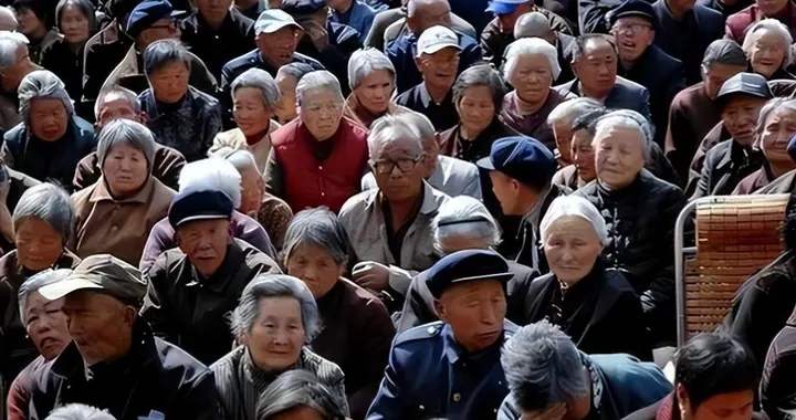 生育大局已定？7月起，中国人口将迎3大变数，性别比失衡只是其一
