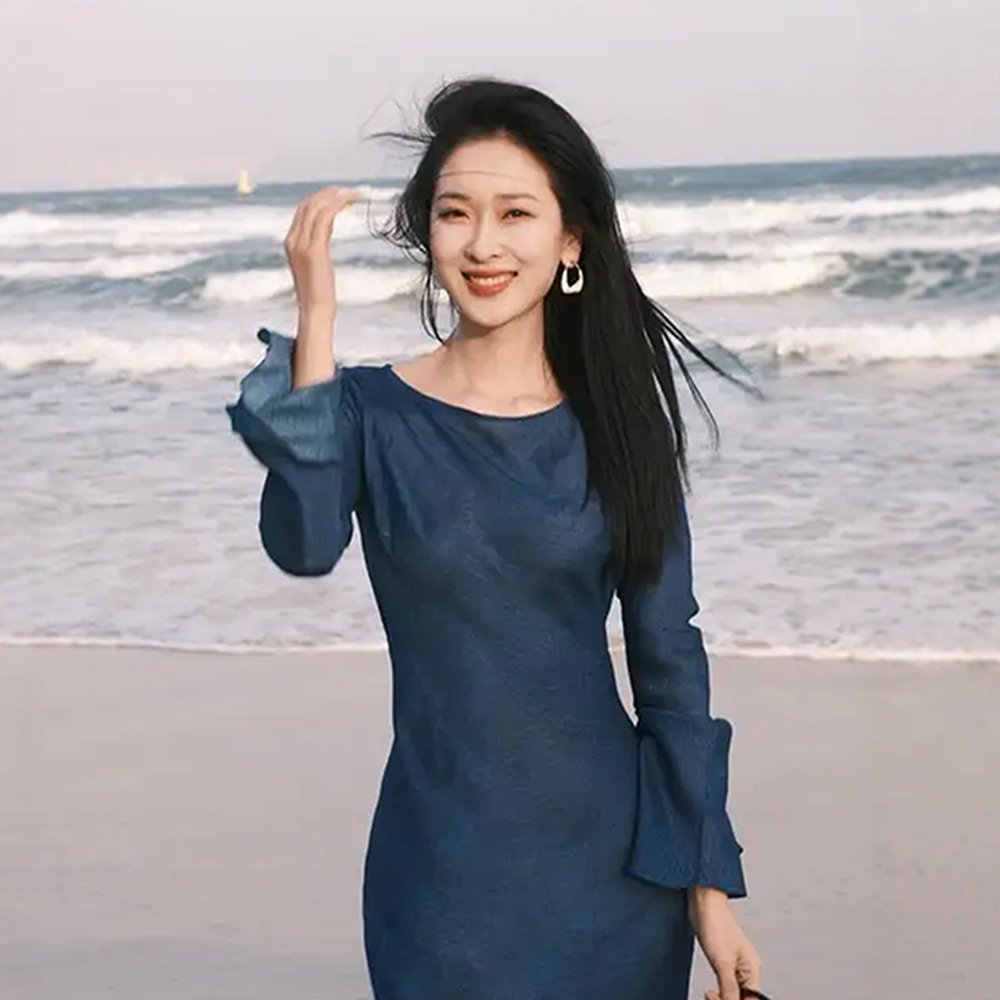 高级感法式显瘦气质蓝色连衣裙韩系收腰裙子