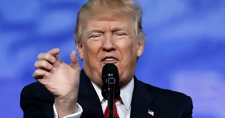 美国松口卖H200芯片？25%的过路费藏猫腻，这波算计太狠了