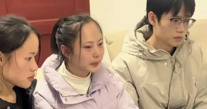 没钱又能怎样？梁志辉让父母退休，梁志辉弟弟在北京高薪工作曝光