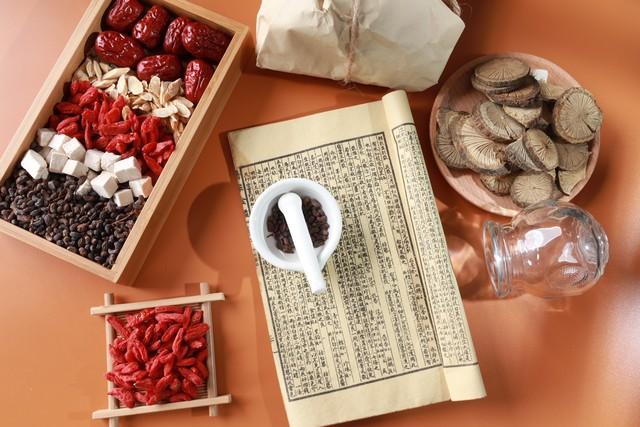 中药变“毒药”，短短几个小时致死！警惕：5种中药别拿来当补品