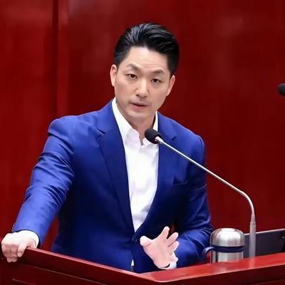 橙子看历史：69.1%民调炸台！蒋万安连