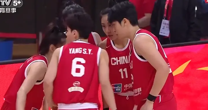 中国72：66巴西，刘禹彤无敌、后卫线没法看、中国女篮急需李缘！