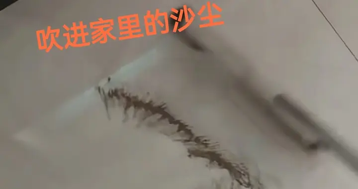 大型灾难之西北沙尘暴，蒙古国吹来，本地人：你们能不能种点树！