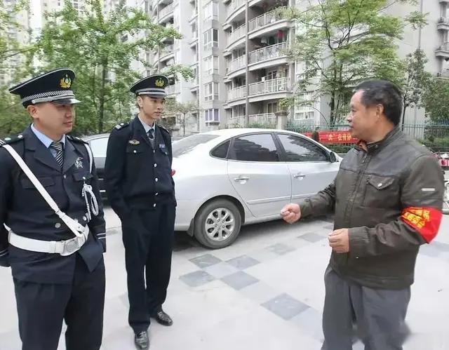 为啥保安越来越难招，连中老年人也不愿意干了？其实原因很简单