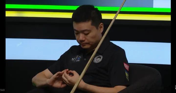 丁俊晖0-4憾负希金斯，急转身备战英锦赛