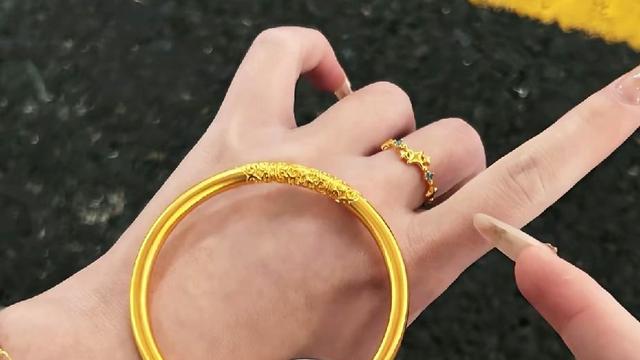 嘎子说事：朝九晚五的普通人 给所有想买黄