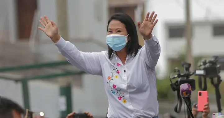秘鲁女总统成功当选，拒走亲美路线，坚守中立平衡外交