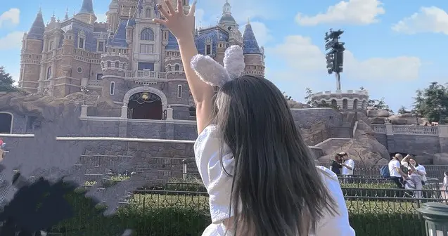 从服务员到顶流，杨超越凭什么逆袭？