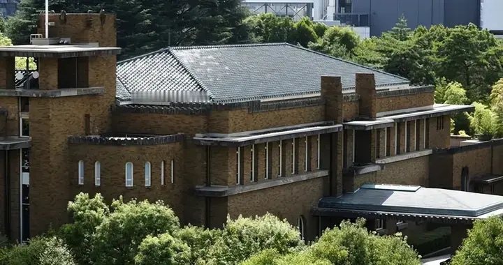 当不成首相了？高市整日滞留官邸，内阁迎来三大危机，收到俄警告
