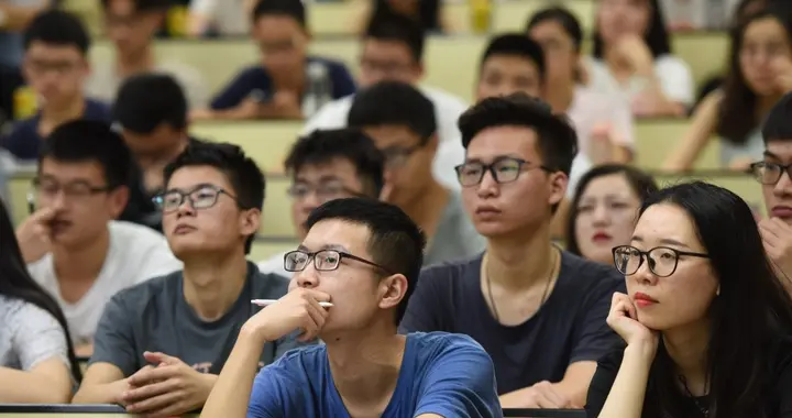 大一新生，到底要不要买电脑电脑“小白”怎么选择电脑