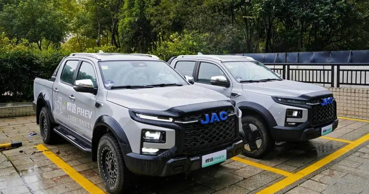 悍途PHEV：4DHT解耦电混，政企任务的“全能芯”