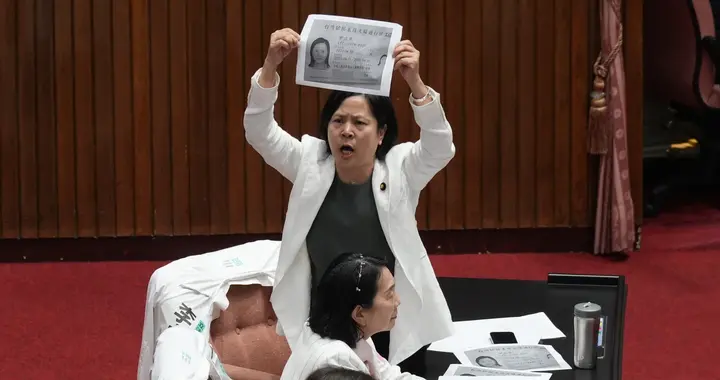 民众党列李贞秀四大罪状 补偿340万才辞立委 李贞秀驳斥相关指控！